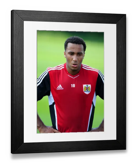 Framed Print : Bristol City's Nicky Maynard: Intense Focus at Pre-Season Training Framed Print : Bristol City's Nicky Maynard: Intense Focus at Pre-Season Training