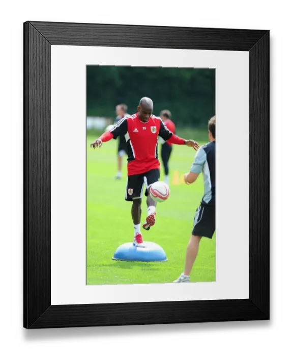 Framed Print : Jamal Campbell-Ryce: Unwavering Concentration during Bristol City's Pre-season Training Framed Print : Jamal Campbell-Ryce: Unwavering Concentration during Bristol City's Pre-season Training