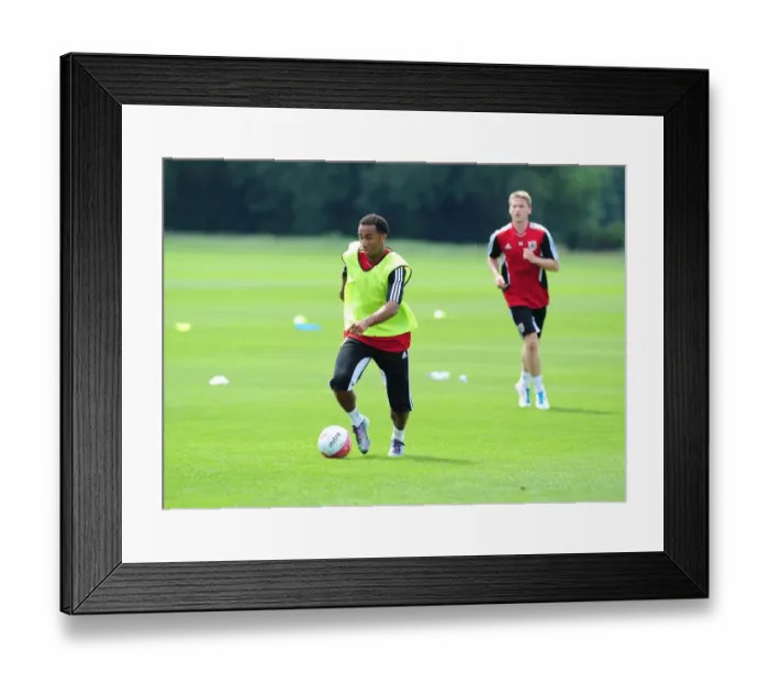 Framed Print : Nicky Maynard's Intense Focus: Pre-Season Training with Bristol City Framed Print : Nicky Maynard's Intense Focus: Pre-Season Training with Bristol City
