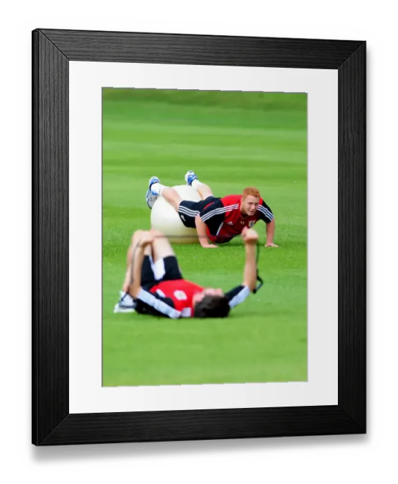 Framed Print : Bristol City's Ryan Taylor: Gearing Up for Intense Football Training Framed Print : Bristol City's Ryan Taylor: Gearing Up for Intense Football Training
