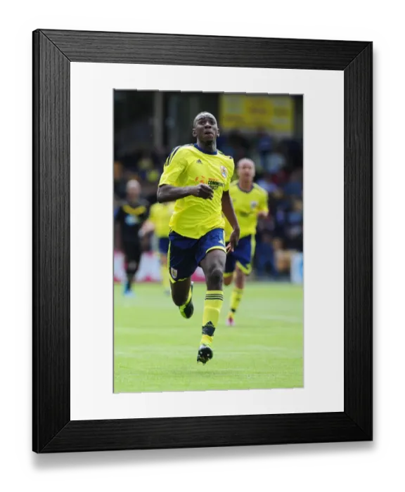 Framed Print : Bristol City's Yannick Bolasie in Action
