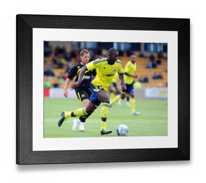 Framed Print : Bristol City's Yannick Bolasie in Action on the Football Field