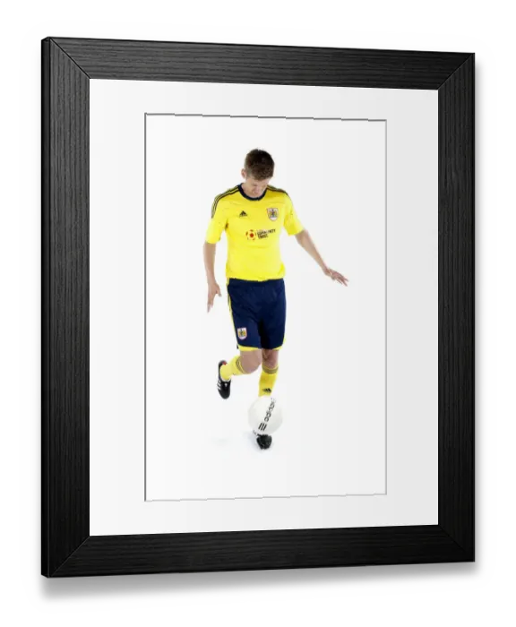 Framed Print : Bristol City First Team: New Kits Revealed for Season 11-12 Framed Print : Bristol City First Team: New Kits Revealed for Season 11-12