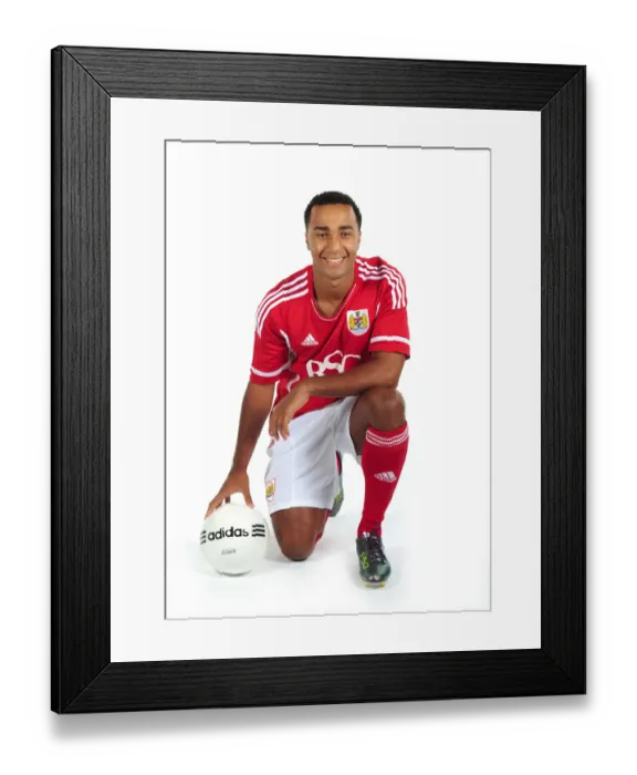 Framed Print : Bristol City First Team: Revealing the New Kits for Season 11-12
