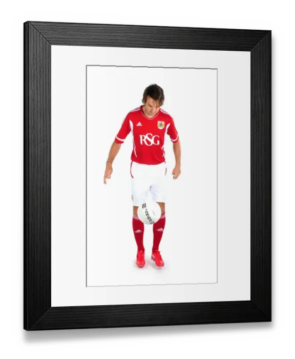 Framed Print : Bristol City Football Club: New Kit Reveal - Season 11-12