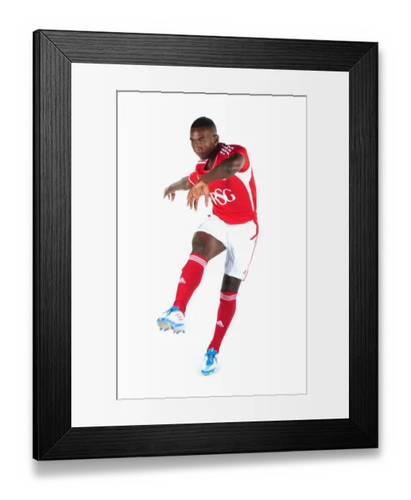 Framed Print : Bristol City First Team: New Kit Unveiled for Season 11-12 Framed Print : Bristol City First Team: New Kit Unveiled for Season 11-12