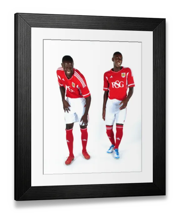 Framed Print : Bristol City First Team: New Kits Revealed - Season 11-12 Framed Print : Bristol City First Team: New Kits Revealed - Season 11-12