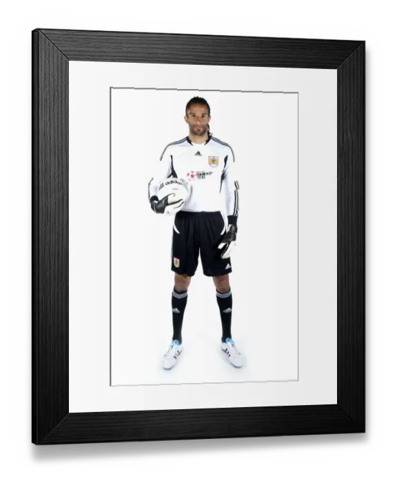 Framed Print : Bristol City First Team: Unveiling the 2011-2012 New Kit Framed Print : Bristol City First Team: Unveiling the 2011-2012 New Kit