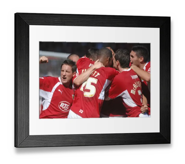 Framed Print : Celebration-Scunthorpe Utd Framed Print : Celebration-Scunthorpe Utd