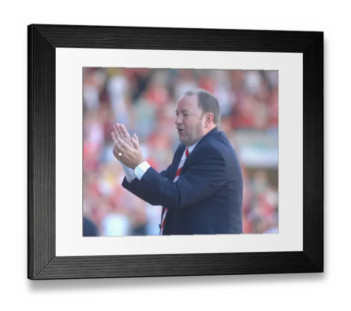 Framed Print : Gary Johnson: Clash with Former Team - Bristol City vs. Scunthorpe United Framed Print : Gary Johnson: Clash with Former Team - Bristol City vs. Scunthorpe United