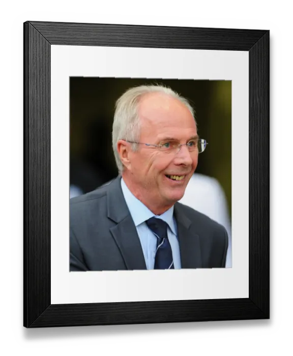 Framed Print : Sven Goran Eriksson at Leicester City vs. Bristol City (Championship, 17th August 2011) Framed Print : Sven Goran Eriksson at Leicester City vs. Bristol City (Championship, 17th August 2011)