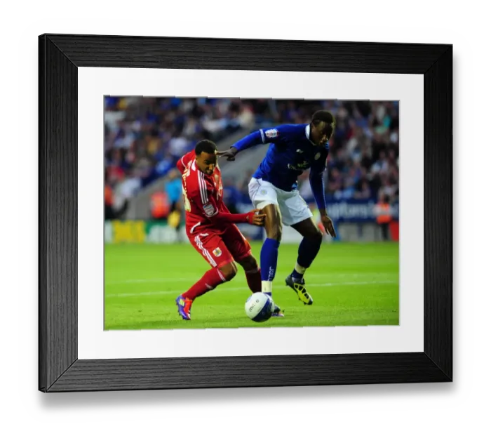 Framed Print : Bristol City's Nicky Maynard vs. Leicester City's Souleymane Bamba: Championship Clash at King Power Stadium (17th August 2011)