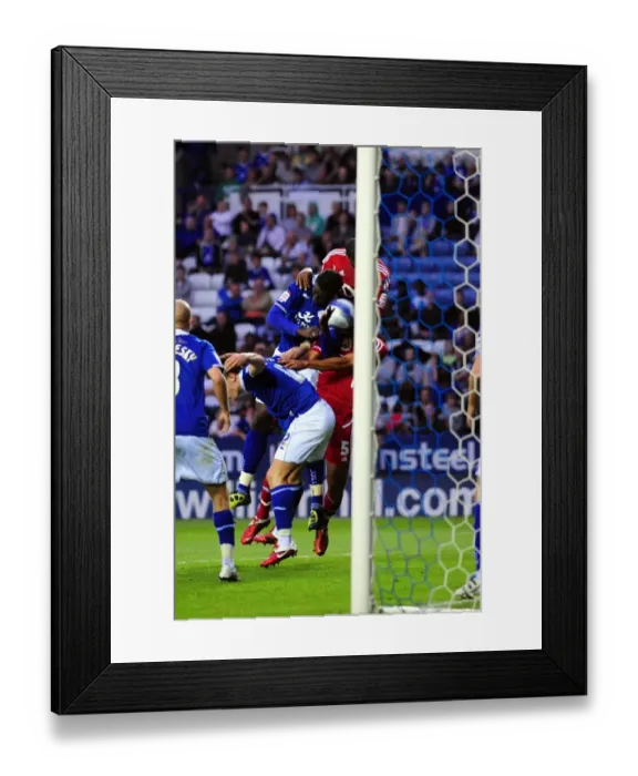 Framed Print : Bristol City's Marvin Elliott Clashes Heads with Leicester City's Souleymane Bamba in Championship Match, August 2011