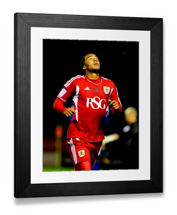 Framed Print : Championship Showdown: Nicky Maynard's Brace for Bristol City against Leicester City - 06 / 08 / 2011