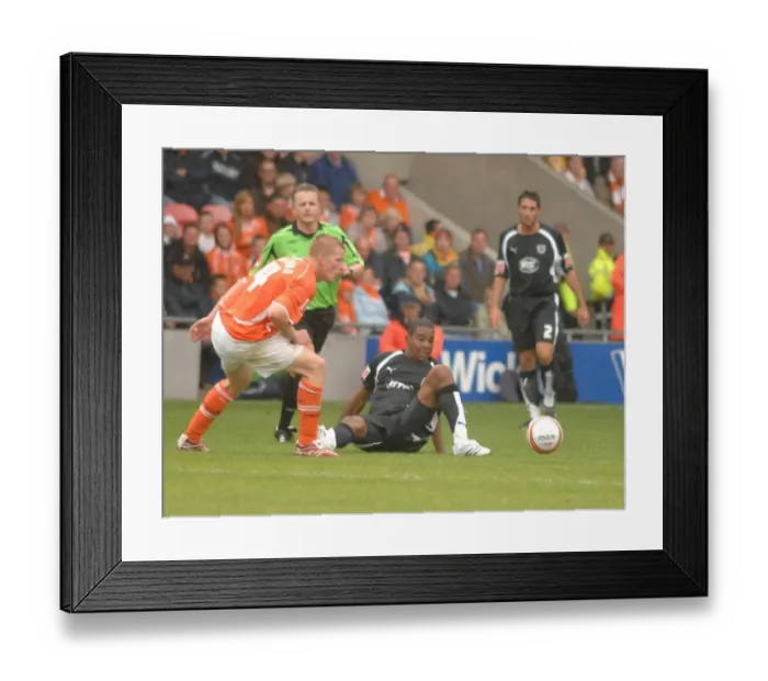 Framed Print : Marvin Elliott: Clash at the Stadia - Bristol City vs. Blackpool Framed Print : Marvin Elliott: Clash at the Stadia - Bristol City vs. Blackpool