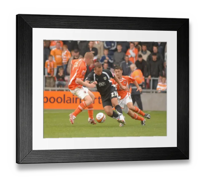 Framed Print : Lee Trundle: Clash Between Blackpool and Bristol City
