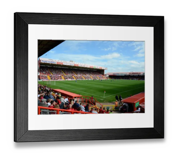 Framed Print : Bristol City vs Portsmouth: A Football Showdown - Season 11-12 Framed Print : Bristol City vs Portsmouth: A Football Showdown - Season 11-12