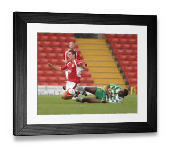 Framed Print : Lee Johnson: Focused and Ready - Bristol City FC Pre-Season Training Framed Print : Lee Johnson: Focused and Ready - Bristol City FC Pre-Season Training