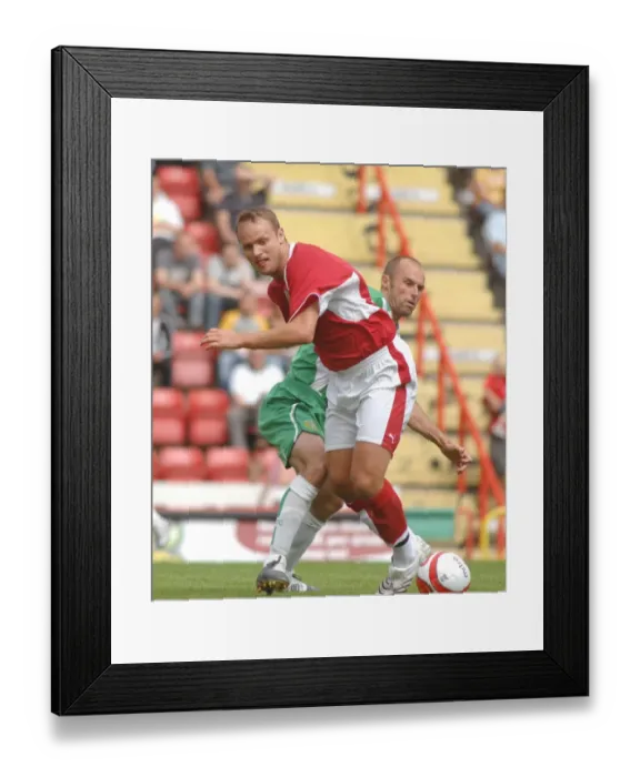 Framed Print : Lee Trundle