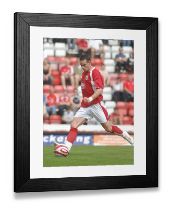 Framed Print : Bristol City FC: Michael McIndoe in Focus - Pre-Season Training