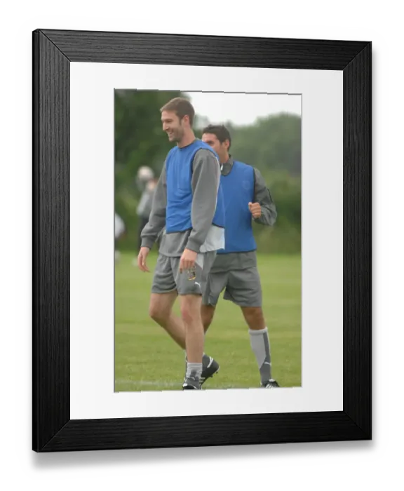 Framed Print : Bristol City FC: McCombe and Orr in Training (07-08) Framed Print : Bristol City FC: McCombe and Orr in Training (07-08)