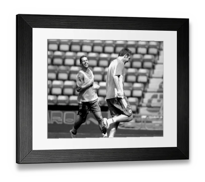 Framed Print : Richard Keogh Alex Russell