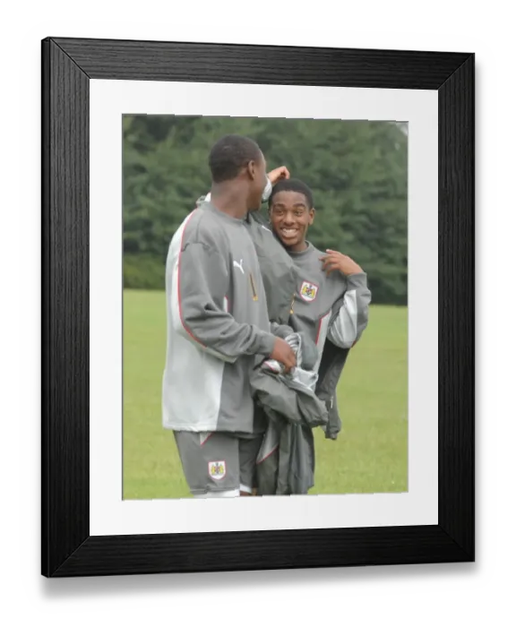Framed Print : Tristan Plummer in Focus: Training with Bristol City FC (07-08)