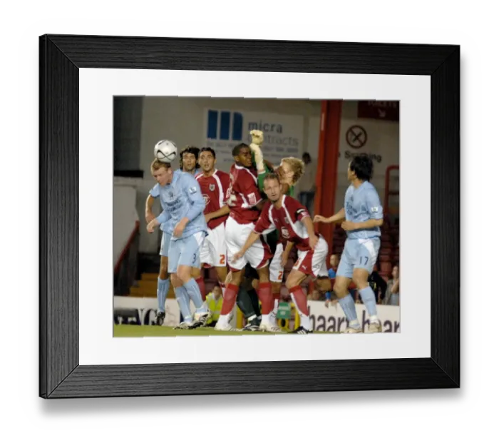 Framed Print : Bristol City vs Manchester City: 07-08 Season Showdown Framed Print : Bristol City vs Manchester City: 07-08 Season Showdown