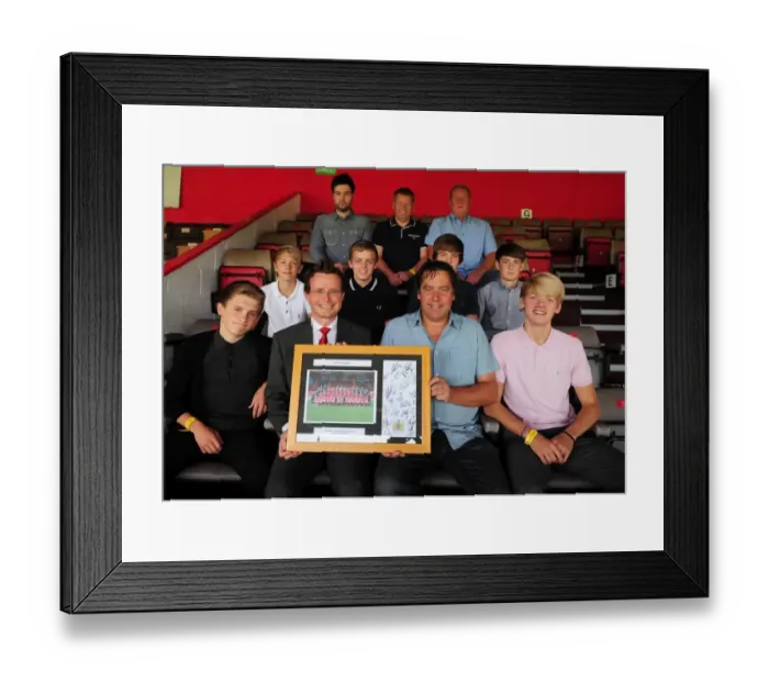 Framed Print : Bristol City v Brighton