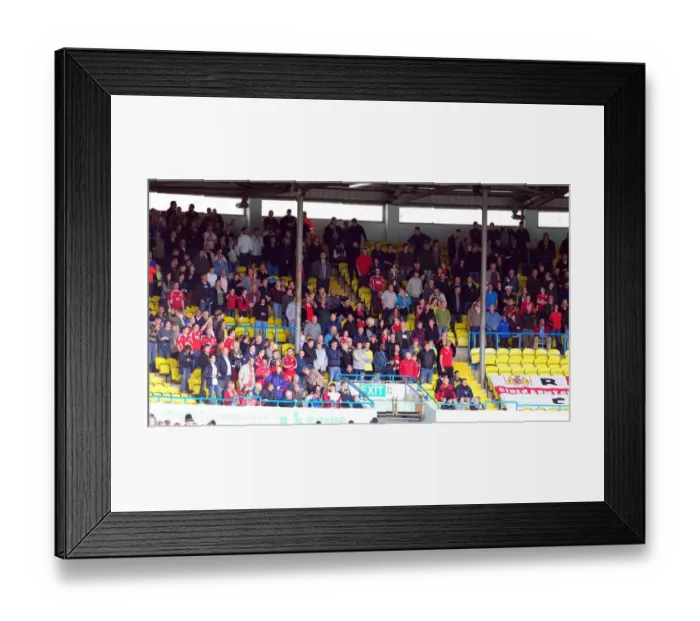 Framed Print : Leeds United vs. Bristol City: Football Rivalry in the League Cup (16 / 09 / 2011)