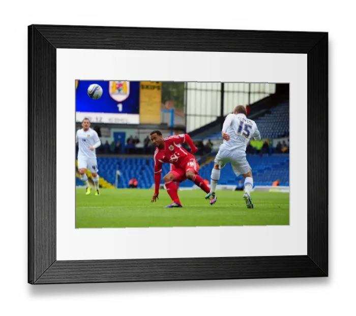 Framed Print : Battling for Supremacy: Nicky Maynard vs. Adam Clayton in Leeds United vs. Bristol City (16 / 09 / 2011) Framed Print : Battling for Supremacy: Nicky Maynard vs. Adam Clayton in Leeds United vs. Bristol City (16 / 09 / 2011)