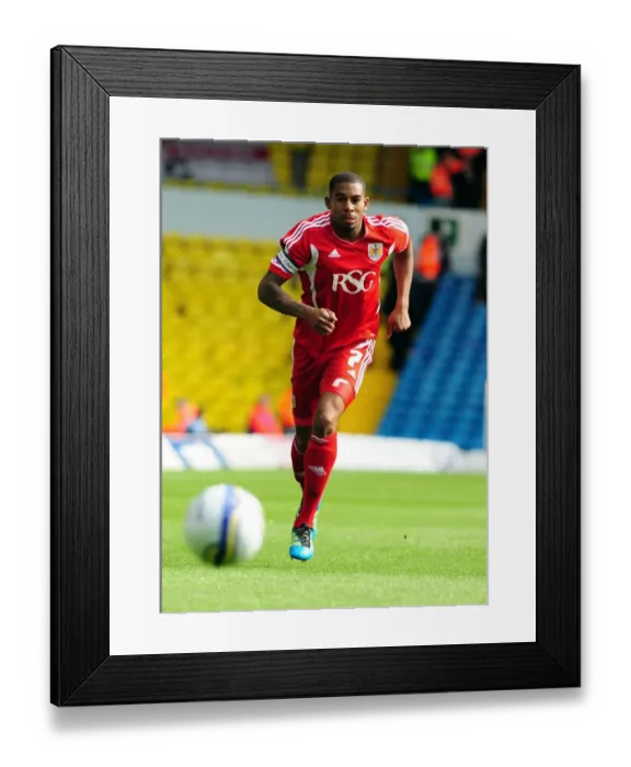 Framed Print : 16-9-2011: Marvin Elliott of Bristol City in League Cup Clash against Leeds United Framed Print : 16-9-2011: Marvin Elliott of Bristol City in League Cup Clash against Leeds United