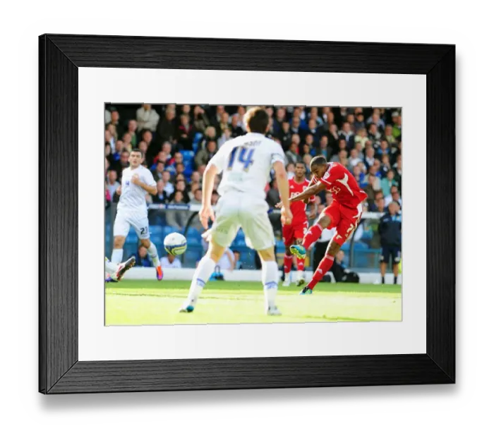 Framed Print : Marvin Elliott's Close Call: Leeds United vs. Bristol City, League Cup 2011