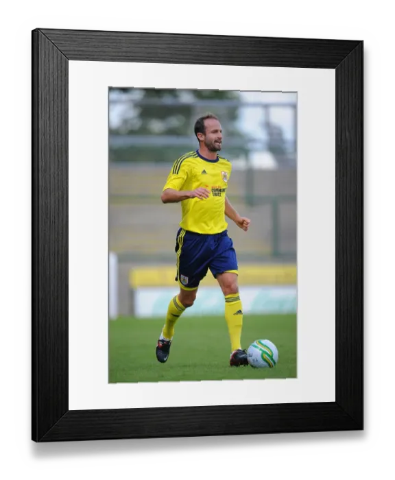 Framed Print : Clash of the Seasons: Battle of the Football Giants - Bristol City vs. Yeovil (2011-2012) Framed Print : Clash of the Seasons: Battle of the Football Giants - Bristol City vs. Yeovil (2011-2012)