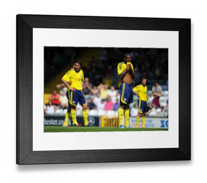 Framed Print : Clash of the Seasons: Battle for Supremacy - Bristol City vs. Yeovil (11-12) Framed Print : Clash of the Seasons: Battle for Supremacy - Bristol City vs. Yeovil (11-12)