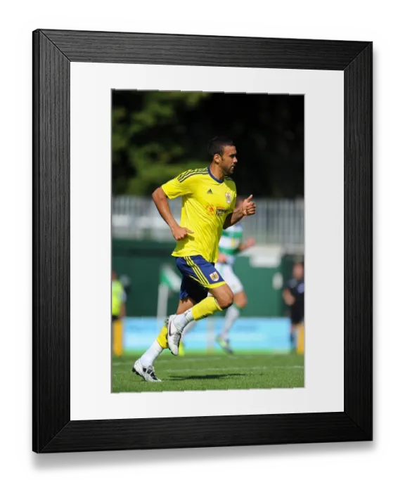 Framed Print : Bristol City vs. Yeovil: Clash of the Seasons (2011-2012) - Battle of the Football Giants