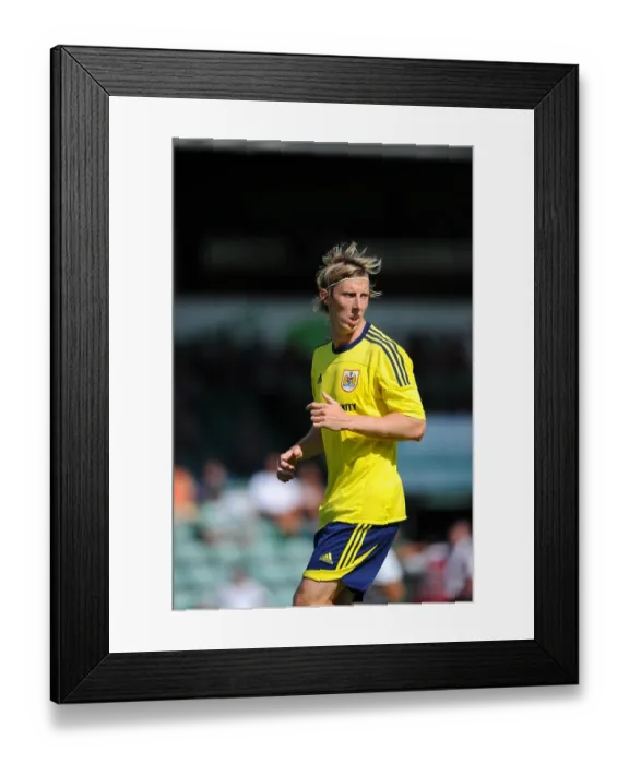 Framed Print : Bristol City vs Yeovil: The Intense Rivalry - Season 11-12 Framed Print : Bristol City vs Yeovil: The Intense Rivalry - Season 11-12