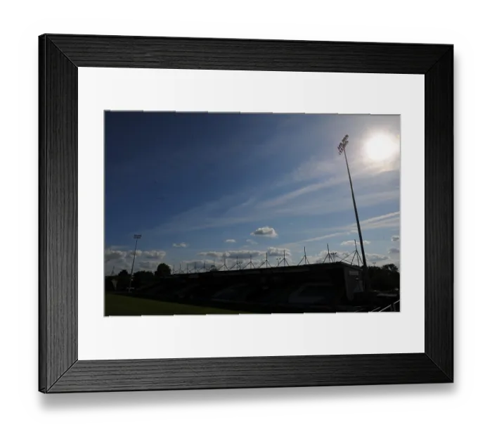 Framed Print : Bristol City vs Yeovil: A Football Clash - Season 11-12