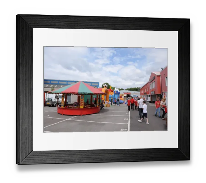Framed Print : Bristol City FC 2011-12 Open Day: Meeting the First Team