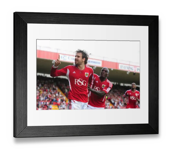 Framed Print : Brett Pitman's Dramatic Equalizer: A Championship Thriller at Ashton Gate - September 2011 (Bristol City vs. Hull City) Framed Print : Brett Pitman's Dramatic Equalizer: A Championship Thriller at Ashton Gate - September 2011 (Bristol City vs. Hull City)