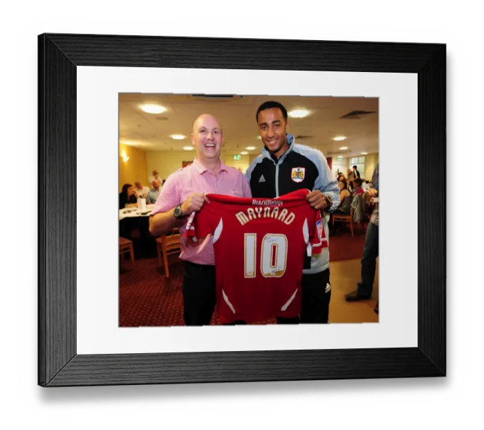 Framed Print : Bristol City vs Hull City: A Football Rivalry - Season 11-12 Framed Print : Bristol City vs Hull City: A Football Rivalry - Season 11-12