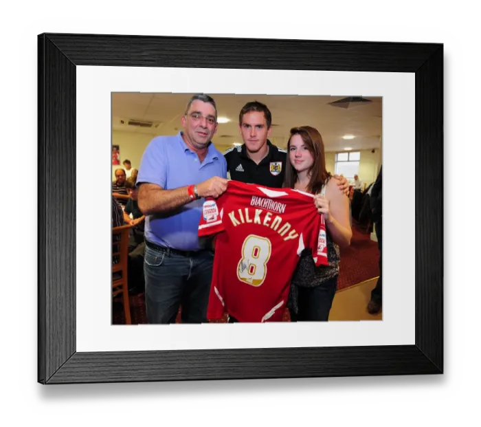 Framed Print : Bristol City vs Hull City: A Football Rivalry - Season 11-12 Framed Print : Bristol City vs Hull City: A Football Rivalry - Season 11-12