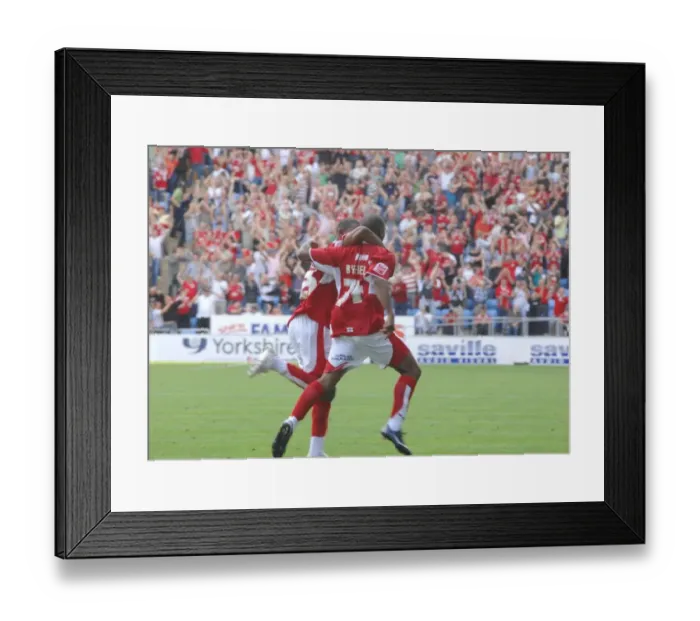 Framed Print : Darren Byfield Marvin Elliott