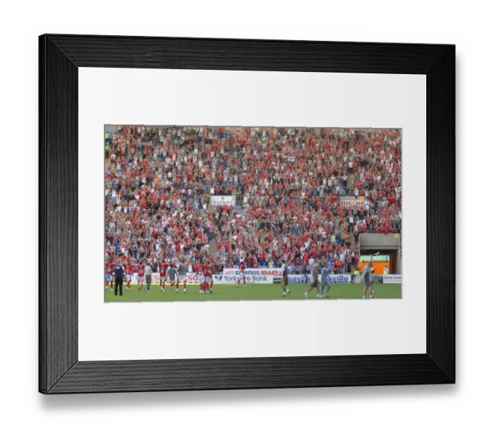 Framed Print : Bristol City vs Coventry City: A Clash of Football Rivals (Season 07-08)