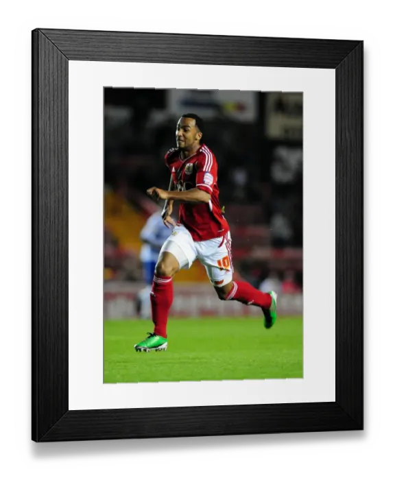 Framed Print : Bristol City's Nicky Maynard in Championship Clash Against Reading at Ashton Gate Stadium (September 27, 2011) Framed Print : Bristol City's Nicky Maynard in Championship Clash Against Reading at Ashton Gate Stadium (September 27, 2011)