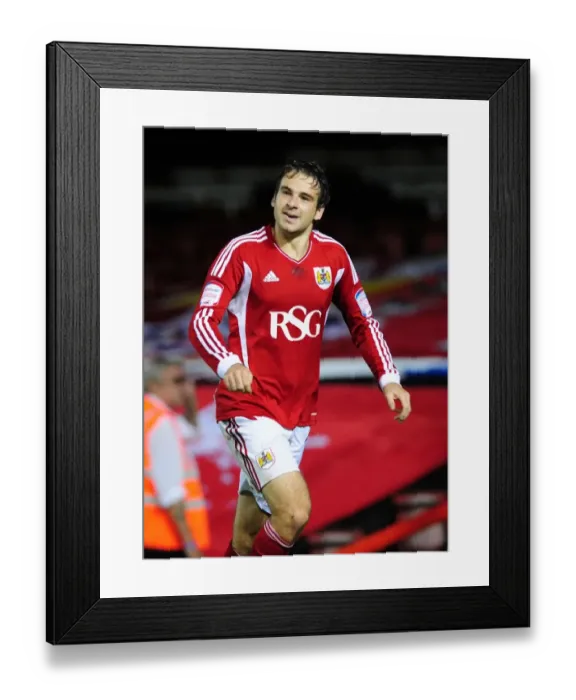 Framed Print : Brett Pitman's Thrilling Goal Celebration: Championship 2011 - Bristol City vs. Reading Framed Print : Brett Pitman's Thrilling Goal Celebration: Championship 2011 - Bristol City vs. Reading