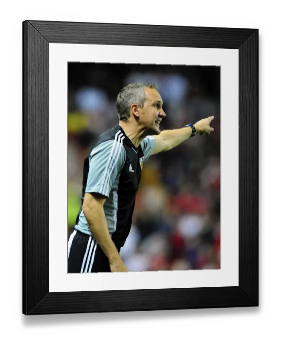 Framed Print : Keith Millen Leads Bristol City Against Reading in Championship Match at Ashton Gate Stadium (September 27, 2011) Framed Print : Keith Millen Leads Bristol City Against Reading in Championship Match at Ashton Gate Stadium (September 27, 2011)