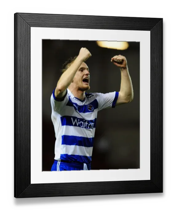 Framed Print : Championship Victory: Reading's Alex Pearce Celebrates over Bristol City (27-09-2011) Framed Print : Championship Victory: Reading's Alex Pearce Celebrates over Bristol City (27-09-2011)