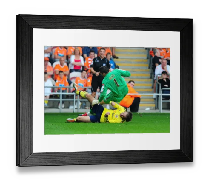 Framed Print : Brett Pitman vs. Matthew Gilks: Clash in League Cup Match between Blackpool and Bristol City - 01 / 10 / 2011