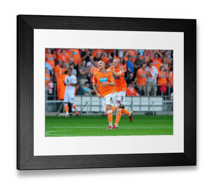 Framed Print : Jonjo Shelvey Scores on Debut: Blackpool 1-1 Bristol City (League Cup, October 1, 2011) Framed Print : Jonjo Shelvey Scores on Debut: Blackpool 1-1 Bristol City (League Cup, October 1, 2011)